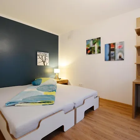 Gartenblick 7 6 Eg Mit Ueberdachter Terrasse Lägenhet Efrizweiler